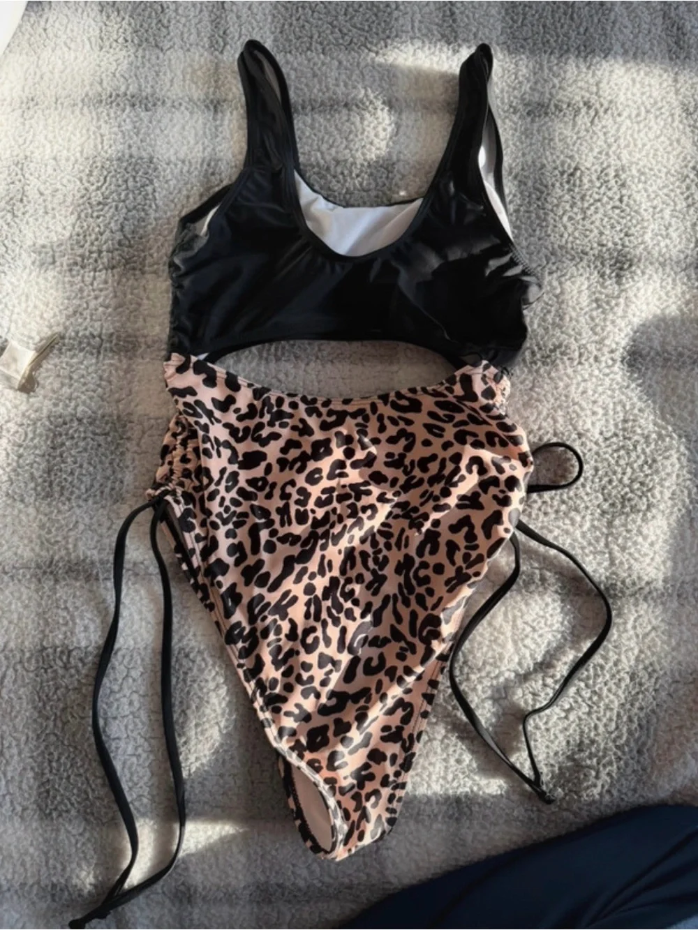 SHEIN Black & Leopard High-Waist One-Piece Swim